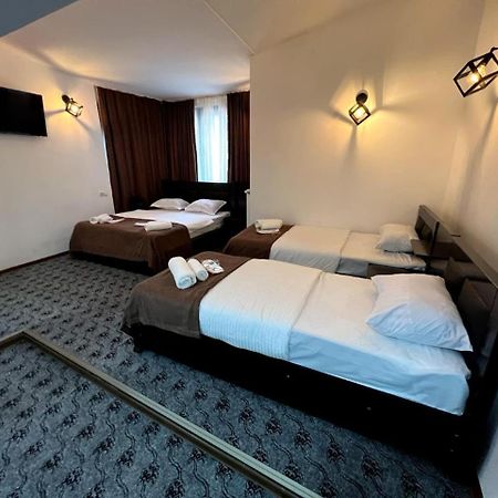 Elno Hotel ティビリシ エクステリア 写真