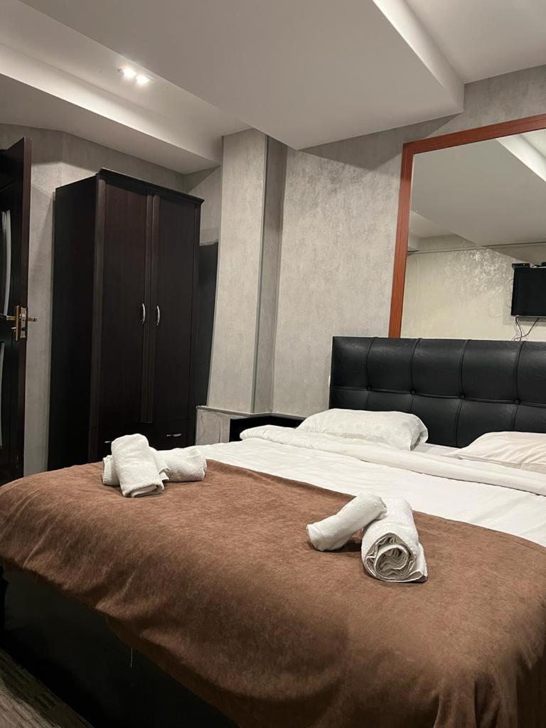 Elno Hotel ティビリシ エクステリア 写真