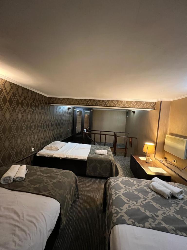 Elno Hotel ティビリシ エクステリア 写真