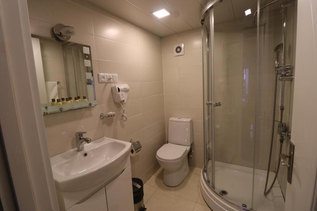 Elno Hotel ティビリシ 部屋 写真